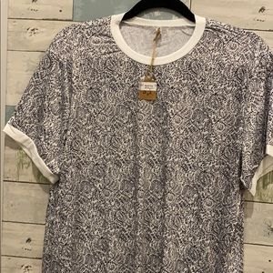 Paisley print tee